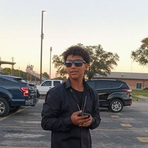 Meet your Posher, Deon